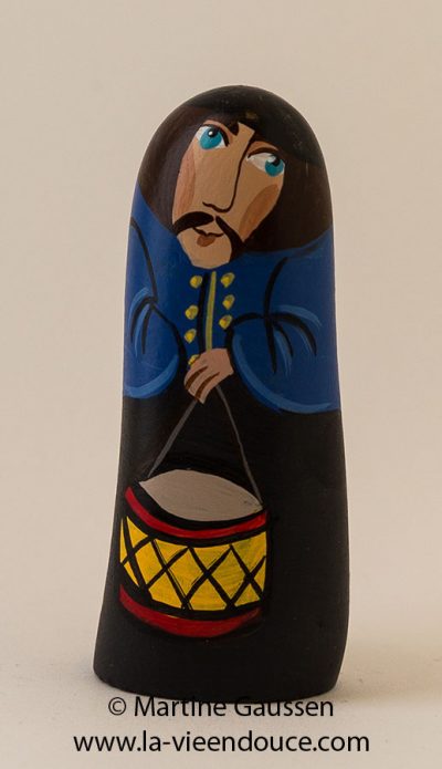 Le Garde champetre, nouveau santon original de la crèche - la Vie en Douce de Martine Gaussen le santon le garde champêtre